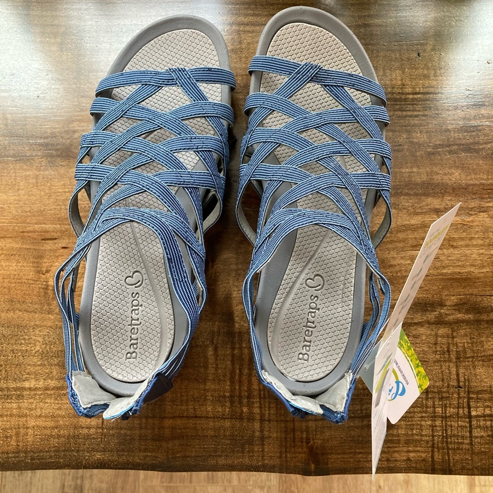 NWT Baretraps Women's Samina Gladiator Strappy Sandal size 9